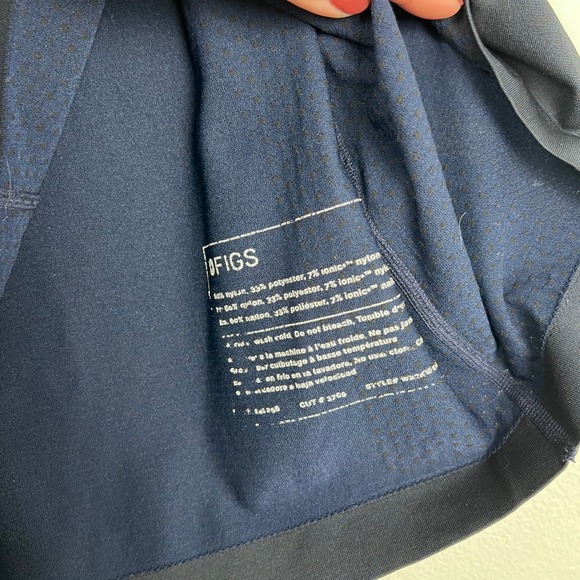 Figs Women's Long Sleeve Tee Shirt Blue Sz L - Picture 5 of 6